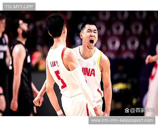 球员关键时刻冷静罚球锁定胜局